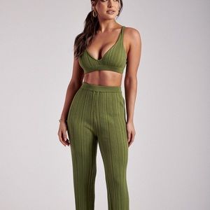 2 piece set MESHKI, never worn. NWT